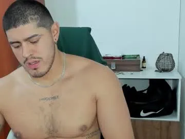 pizza_pa – webcam model profile photo Image 10