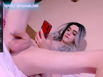 EvieEvans – webcam model profile photo Image 9