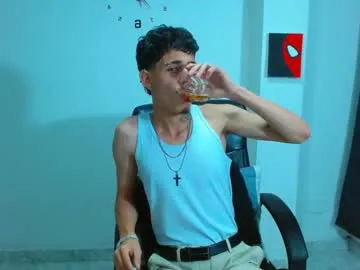 AnzuKim – webcam model profile photo Image 15