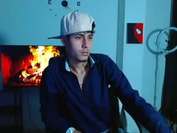 AnzuKim – webcam model profile photo Image 5