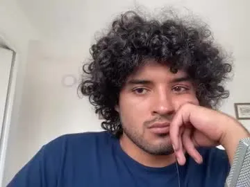 Youlalia – webcam model profile photo Image 5