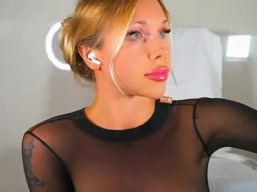 ava_delightt – webcam model profile photo Image 3