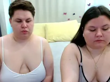 NaughtyInGlasses – webcam model profile photo Image 11