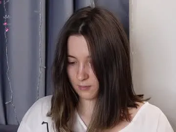 zoe_r_ – webcam model profile photo Image 14