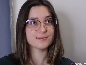 zoe_r_ – webcam model profile photo Image 8