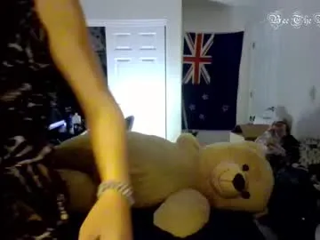 Maya-onelya – webcam model profile photo Image 7