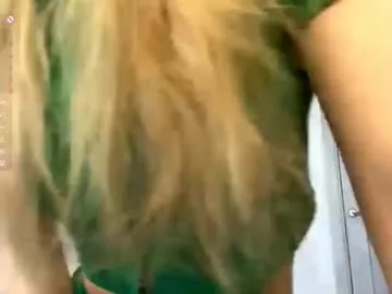 brunetteofyourdreams – webcam model profile photo Image 10