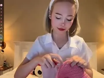 brunetteofyourdreams – webcam model profile photo Image 16