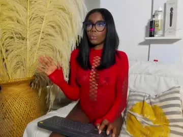 Kisa-Gav – webcam model profile photo Image 11