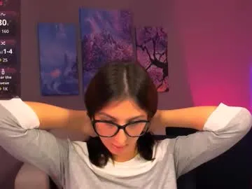 raisawetsx – webcam model profile photo Image 3