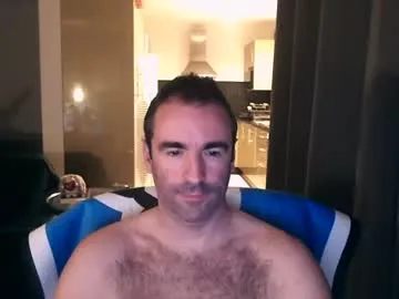 little_daniell – webcam model profile photo Image 2