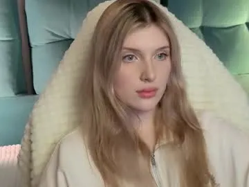 caroline_eclipse – webcam model profile photo Image 12