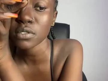 MAIMAI-club – webcam model profile photo Image 14