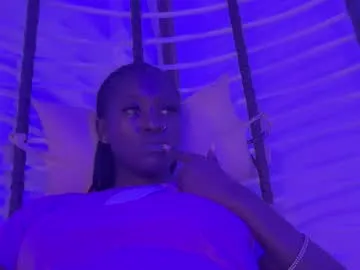 MAIMAI-club – webcam model profile photo Image 16