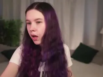 alanawalker9 – webcam model profile photo Image 4