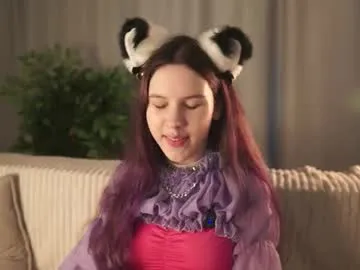 alanawalker9 – webcam model profile photo Image 8