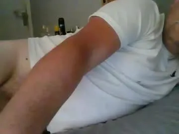 jucieLussie – webcam model profile photo Image 5