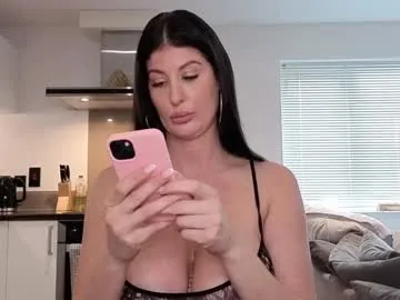 StarKristy – webcam model profile photo Image 18