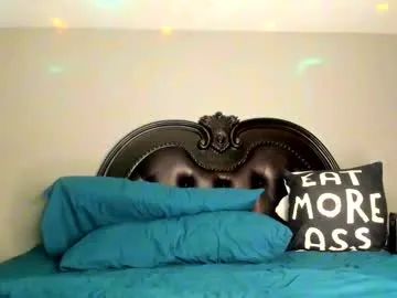 linagh – webcam model profile photo Image 13