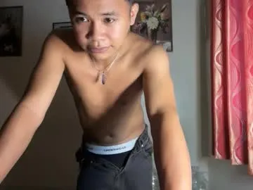 diffgirls1-1 – webcam model profile photo Image 5