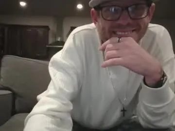 glasses_cat – webcam model profile photo Image 10