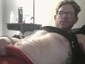 glasses_cat – webcam model profile photo Image 5