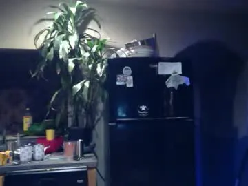 millemimi – webcam model profile photo Image 6