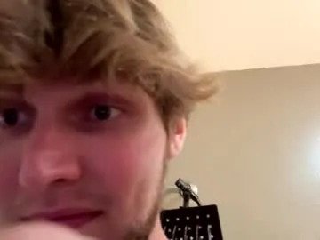 IORio2 – webcam model profile photo Image 12