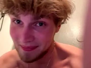 IORio2 – webcam model profile photo Image 19