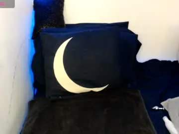 naomi_ravenn – webcam model profile photo Image 1