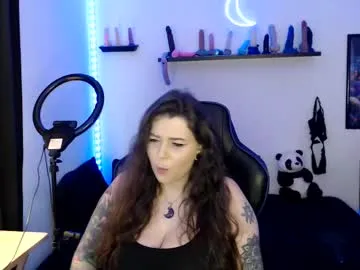 naomi_ravenn – webcam model profile photo Image 9