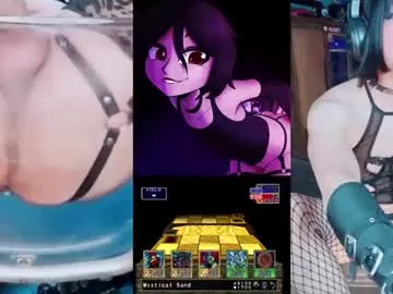 EvieEvans – webcam model profile photo Image 4