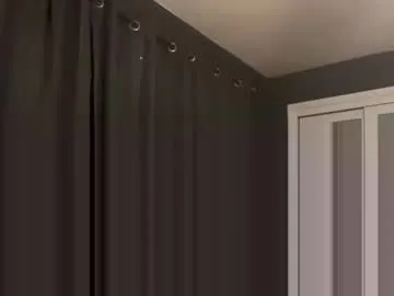 Hannahoff – webcam model profile photo Image 3