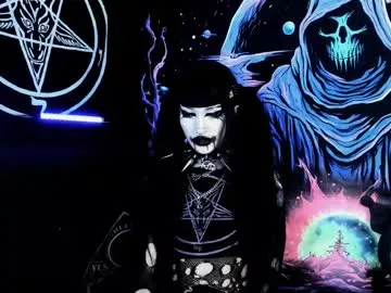 Sugarlina – webcam model profile photo Image 10