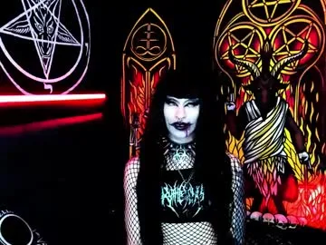 Sugarlina – webcam model profile photo Image 19