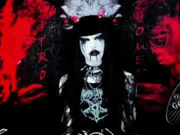 Sugarlina – webcam model profile photo Image 5