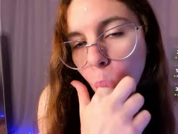 bambi_lu – webcam model profile photo Image 14