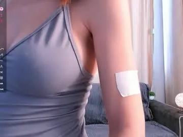 little_v1rgin_angel – webcam model profile photo Image 5