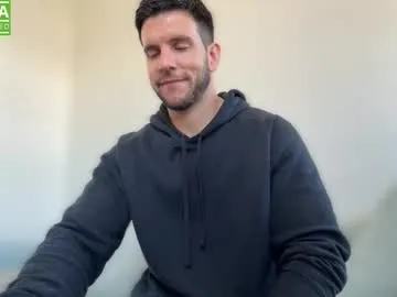 IORio2 – webcam model profile photo Image 18