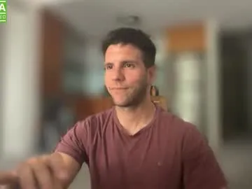 IORio2 – webcam model profile photo Image 19