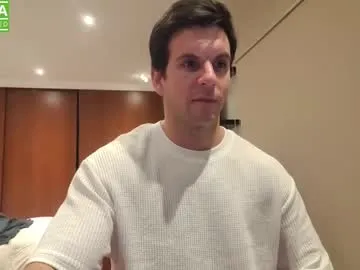 IORio2 – webcam model profile photo Image 6