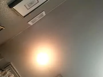 octavarium211 – webcam model profile photo Image 3