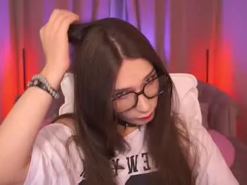 alonehazel – webcam model profile photo Image 14