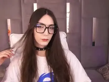 alonehazel – webcam model profile photo Image 6