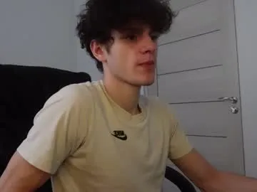 britguy6985 – webcam model profile photo Image 2