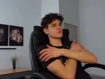 britguy6985 – webcam model profile photo Image 8