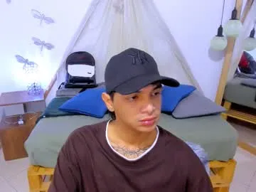 IORio2 – webcam model profile photo Image 7