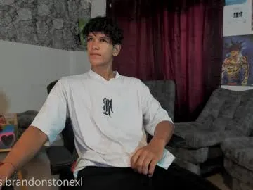 hina_porn – webcam model profile photo Image 2