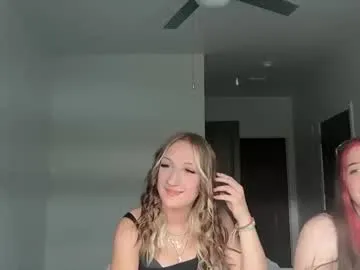 sophieerain – webcam model profile photo Image 2