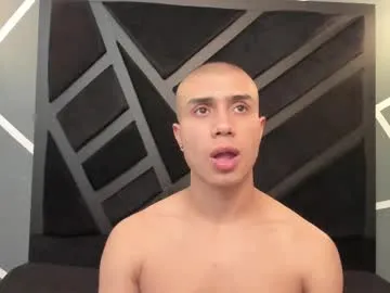 octavarium211 – webcam model profile photo Image 11